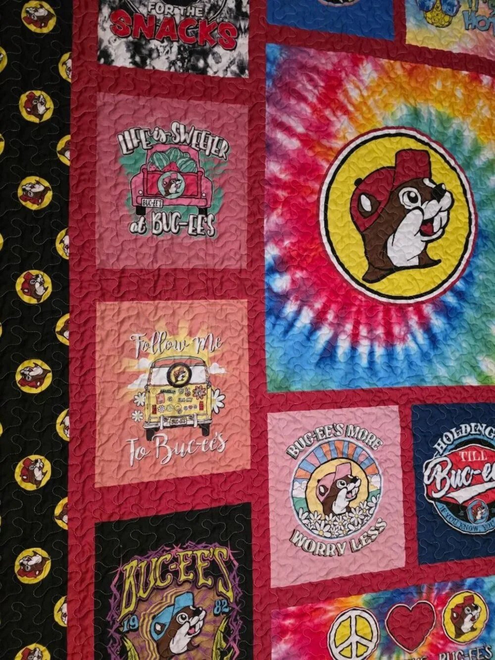 Buc-ees Blanket Quilted Quilt Throw 86 x 68 Bucees Red Patchwork Tie Dye